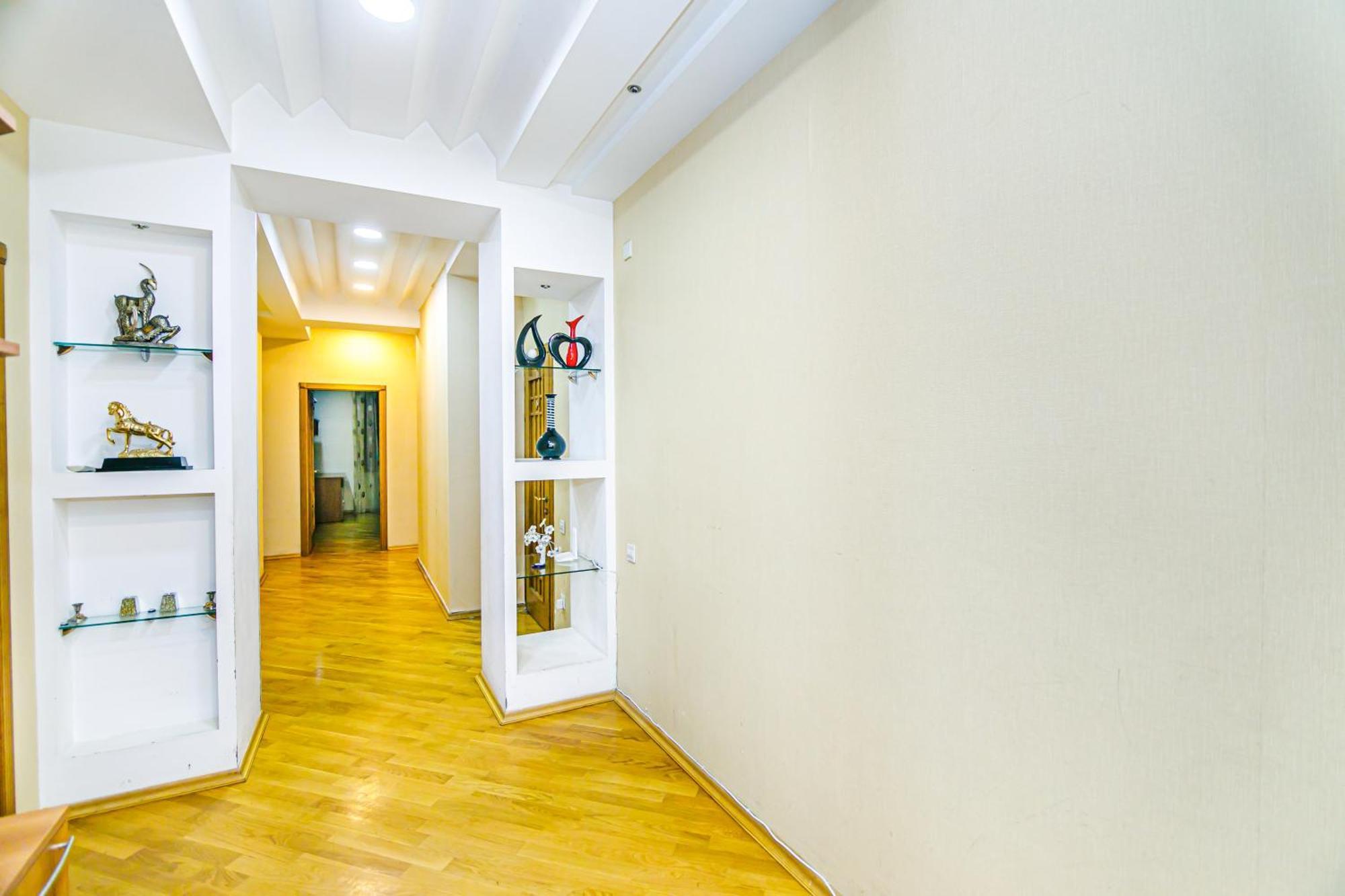 Nizami Apartment By Baku Housing Ngoại thất bức ảnh