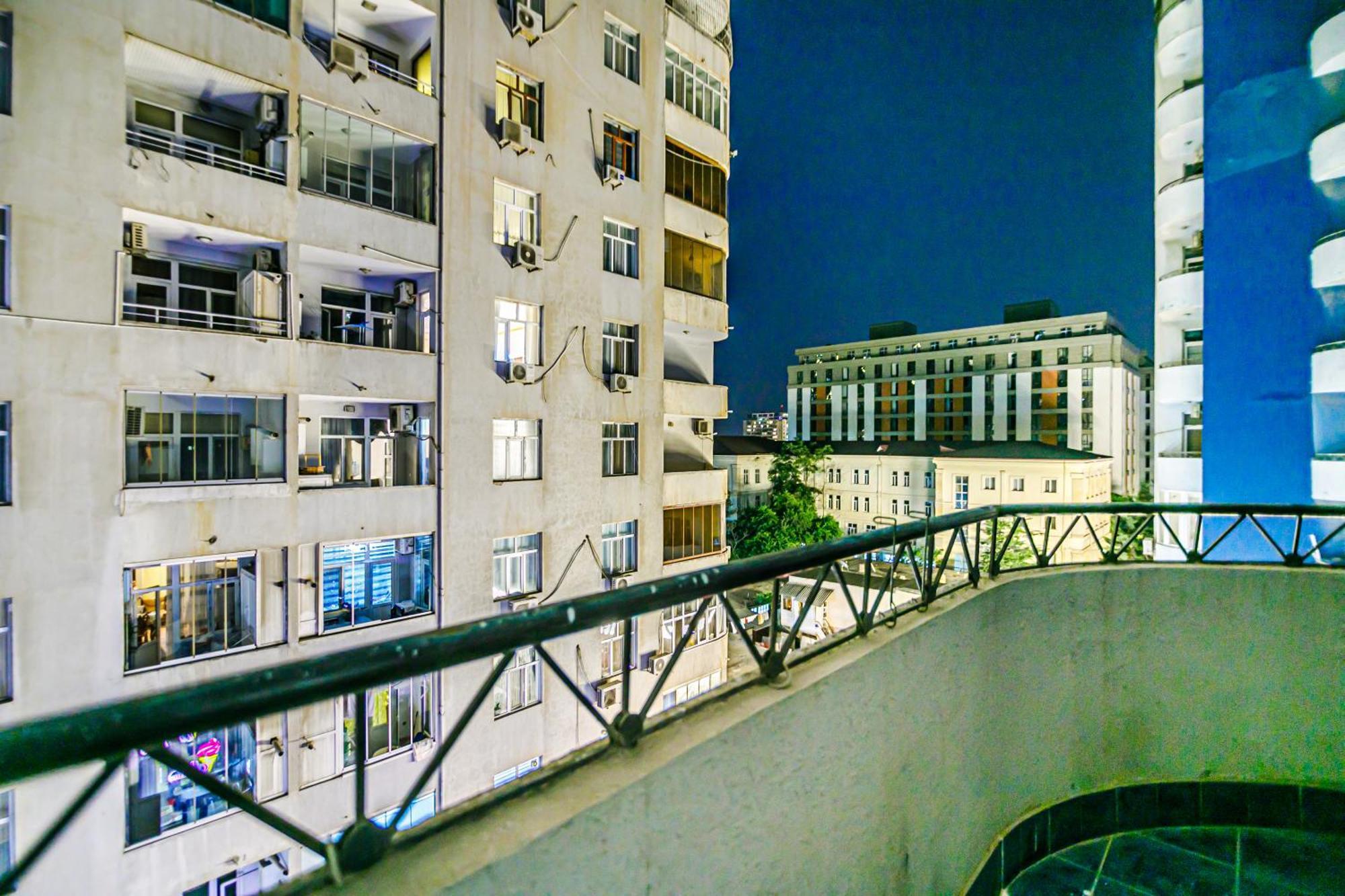 Nizami Apartment By Baku Housing Ngoại thất bức ảnh