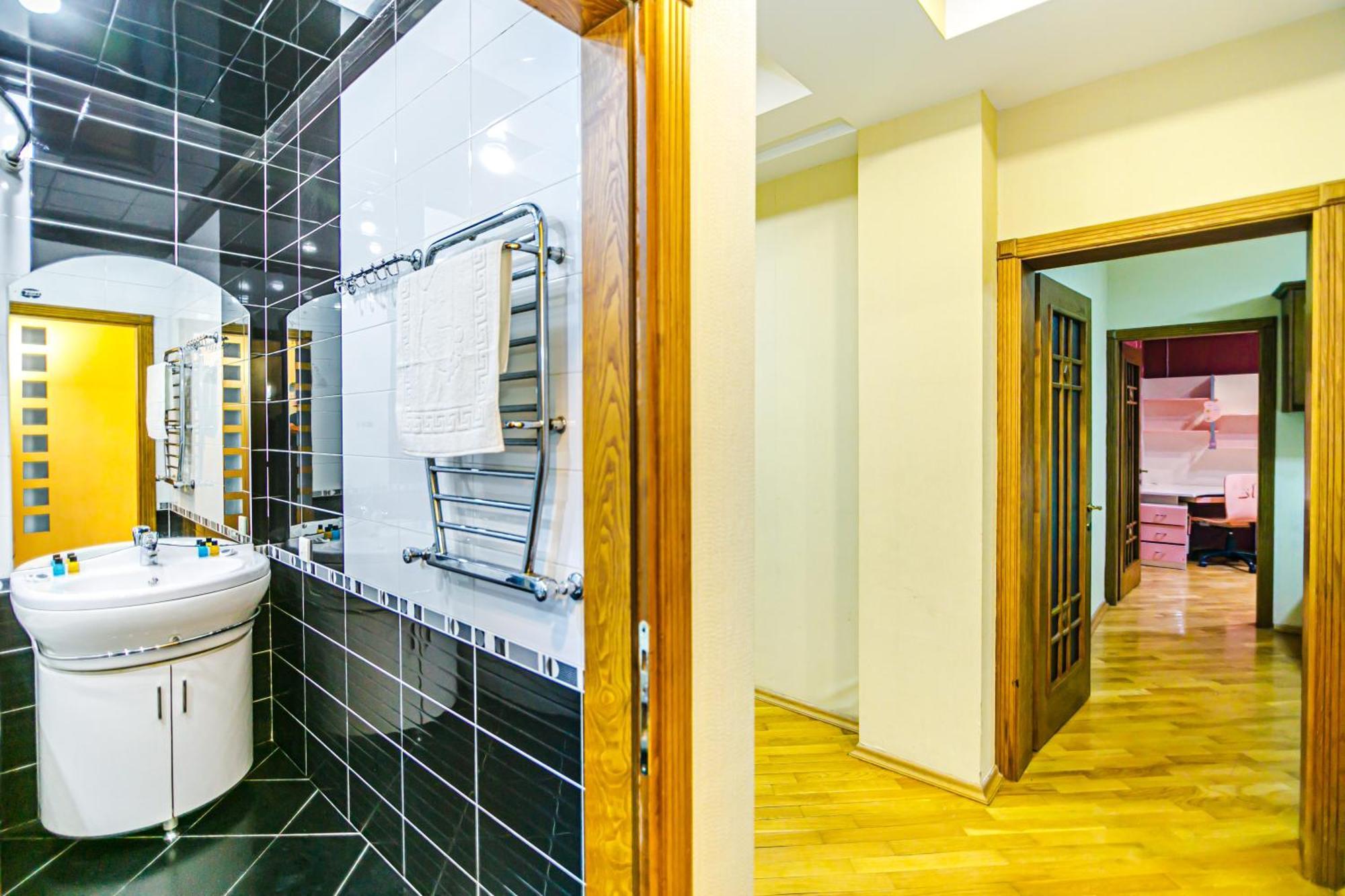 Nizami Apartment By Baku Housing Ngoại thất bức ảnh