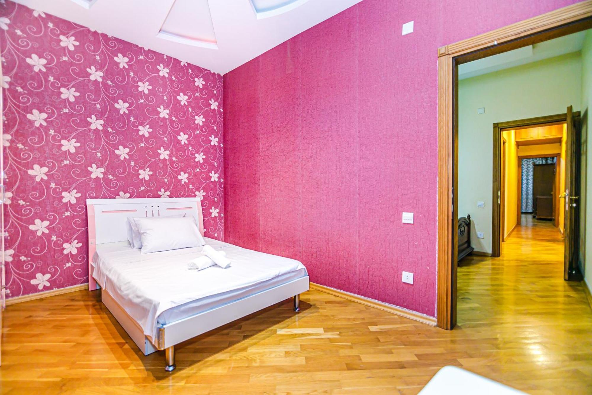 Nizami Apartment By Baku Housing Ngoại thất bức ảnh