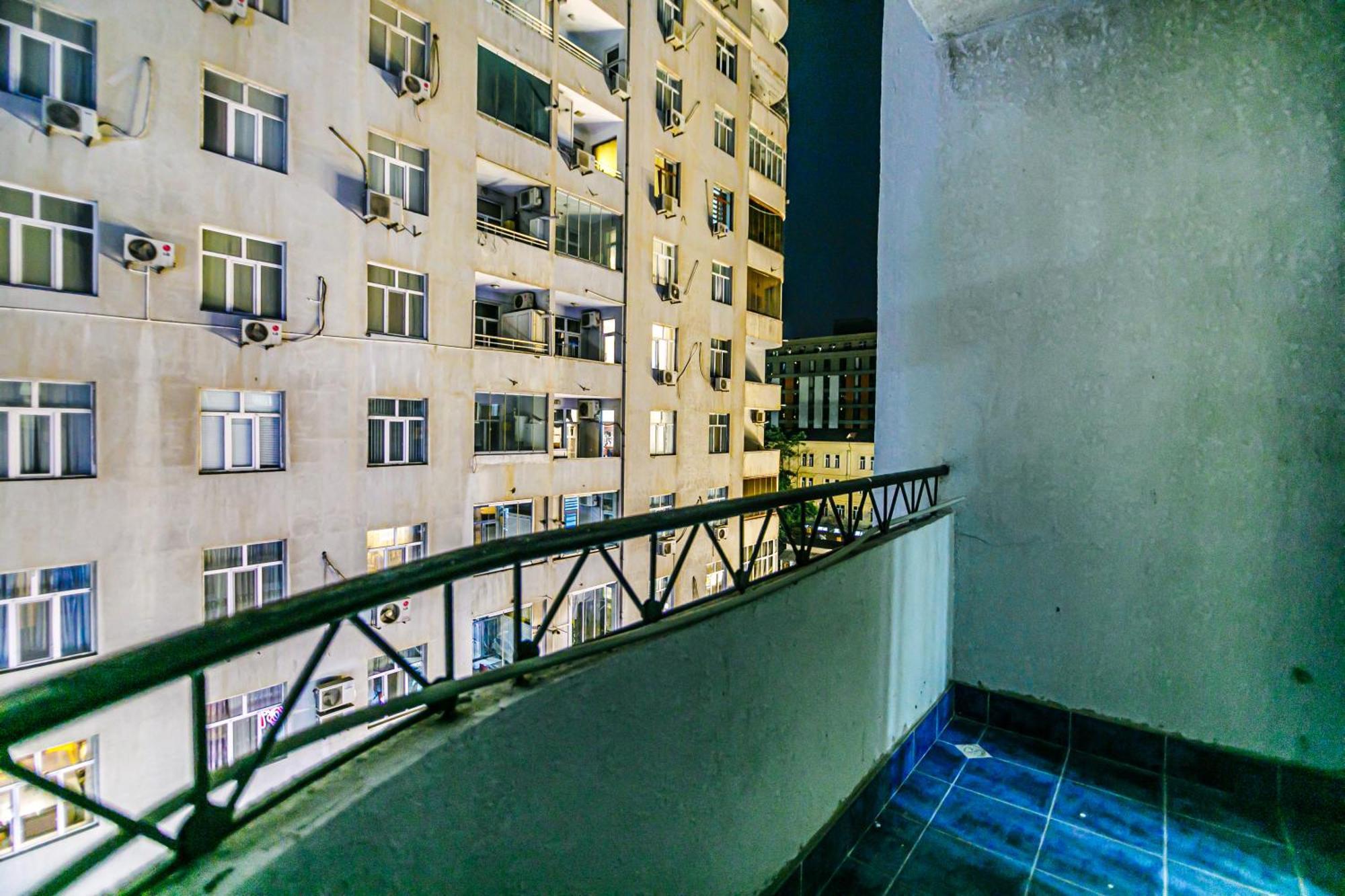 Nizami Apartment By Baku Housing Ngoại thất bức ảnh